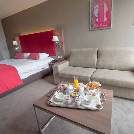 Hotel Lou Castelet Carros Luaran gambar