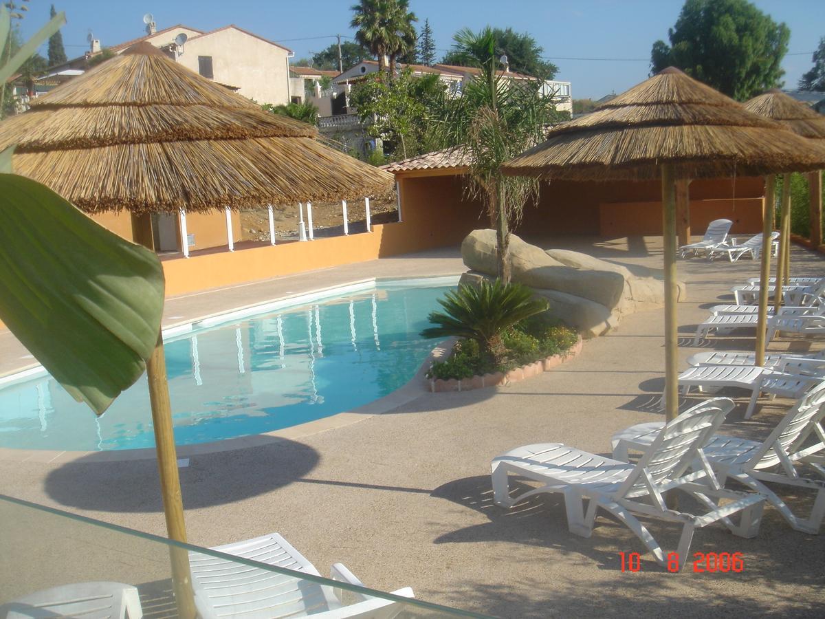 Hotel Lou Castelet Carros Luaran gambar