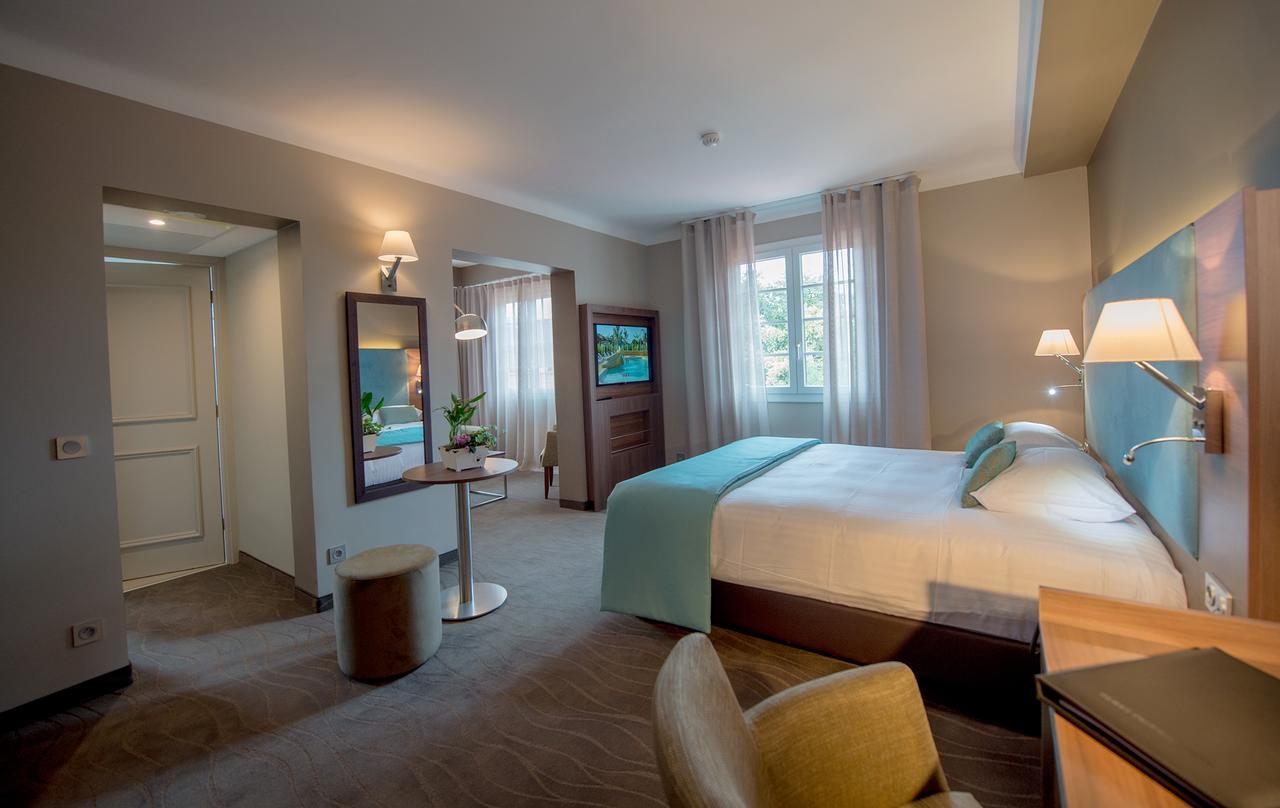 Hotel Lou Castelet Carros Luaran gambar