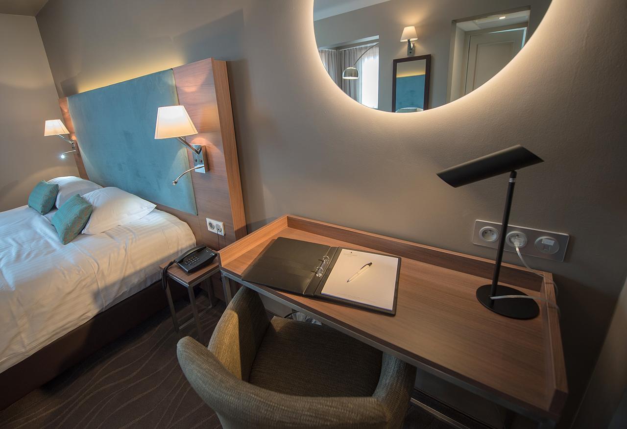 Hotel Lou Castelet Carros Luaran gambar