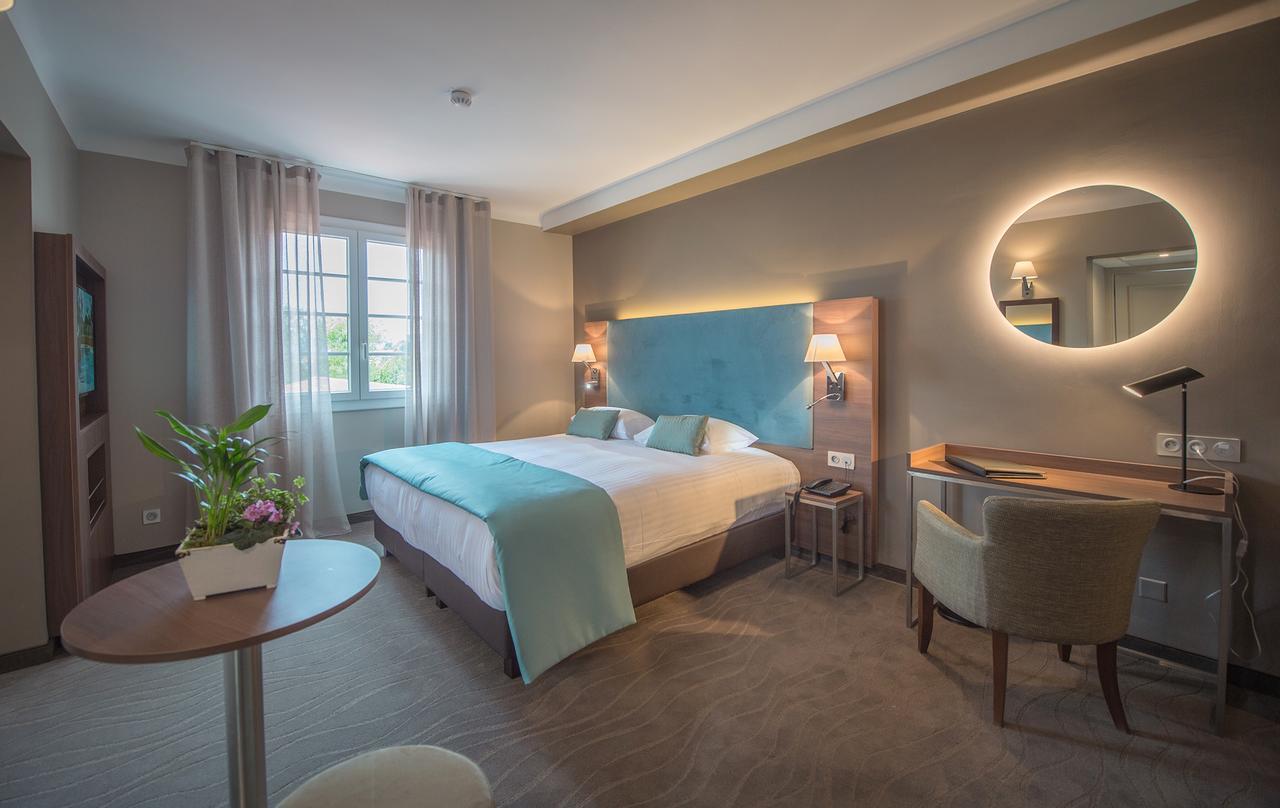 Hotel Lou Castelet Carros Luaran gambar