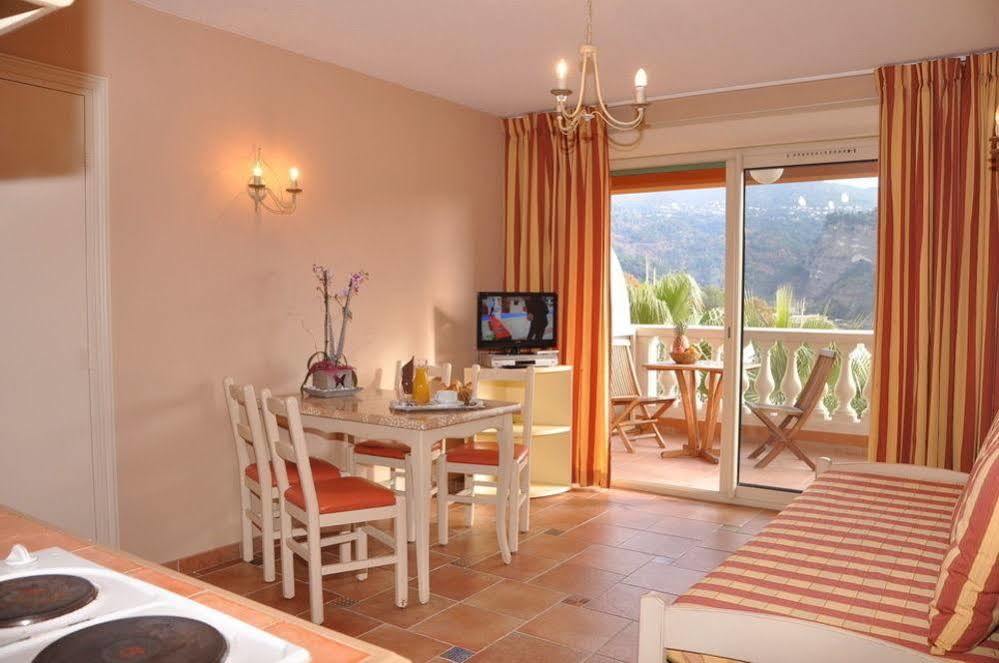 Hotel Lou Castelet Carros Luaran gambar